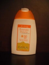 Protector & Bronceador Solar Fps30 